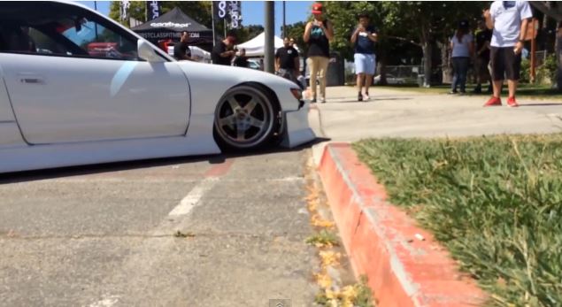 ΒΙΝΤΕΟ-Τα ξήλωσε… όλα