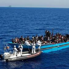 Πάνω από 1.000 μετανάστες στις ακτές της Σικελίας