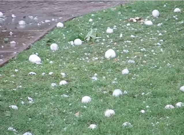 ΒΙΝΤΕΟ-Χαλάζι “μπέιζμπολ” στο Τέξας