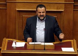 ΤΩΡΑ-Δεν μετακινείται ο Βασίλης Κεγκέρογλου