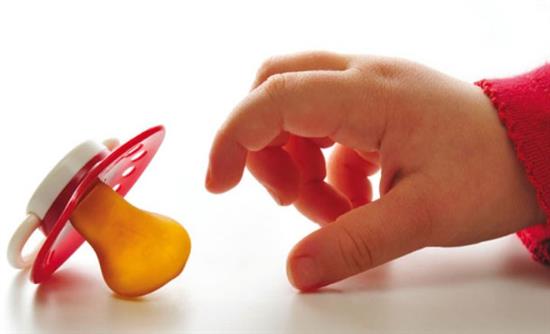 Πώς θα αποχωριστεί το παιδί σας την πιπίλα