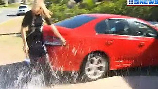 ΒΙΝΤΕΟ-Ξέσπασε στην ρεπόρτερ