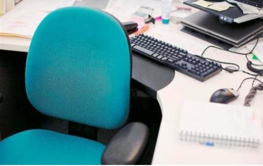 Οι δεξαμενές για τις 6.800 απολύσεις