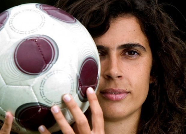 Παραιτήθηκε η πρώτη προπονήτρια ποδοσφαίρου