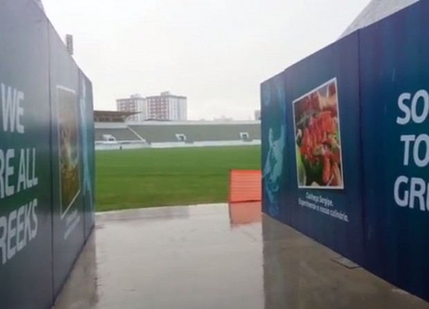 ΒΙΝΤΕΟ-Βροχή στο Αρακαζού