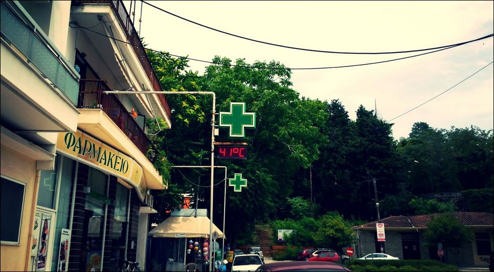 “Καίγονται” στα Τρίκαλα-Στους 41 βαθμούς ο υδράργυρος