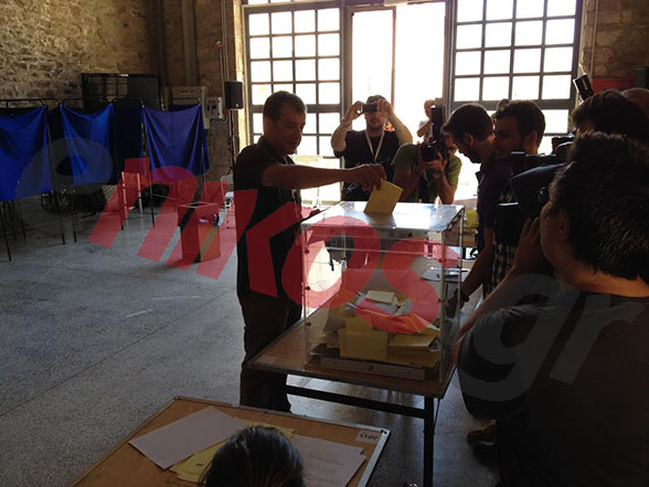 Επικεφαλής του Ποταμιού και με τη βούλα ο Θεοδωράκης