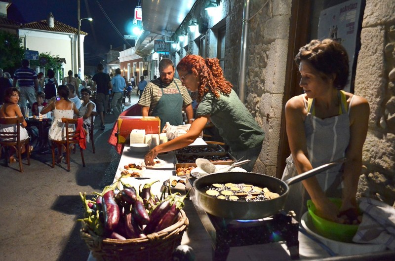 ΒΙΝΤΕΟ-Το μελιτζάzz πηγαίνει Λατινική Αμερική