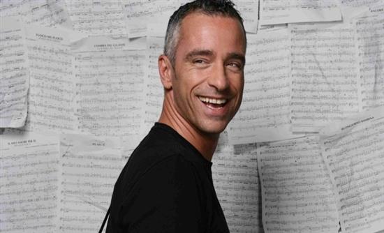 ΦΩΤΟ-Παντρεύτηκε ο Έρος Ραμαζότι