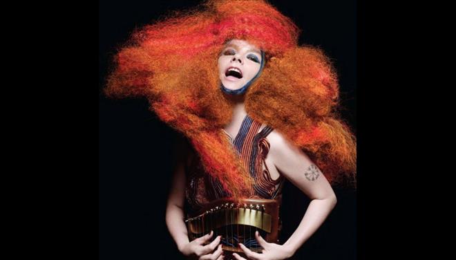 Η εκκεντρική Μπιορκ τώρα μπαίνει και στο μουσείο