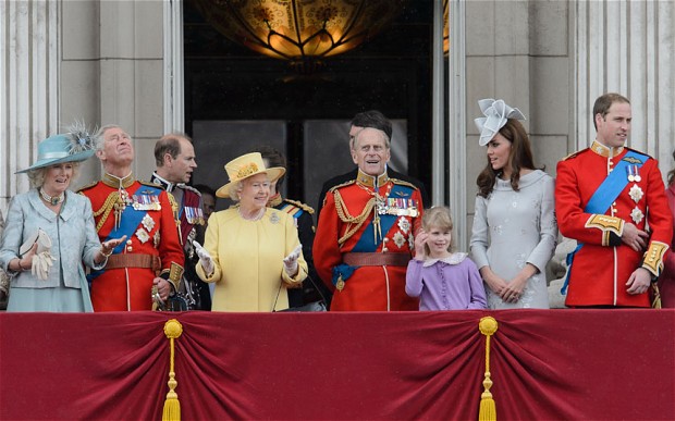 Η βρετανική μοναρχία… κοστίζει