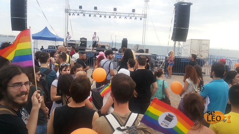 Σε εξέλιξη το gay pride στη Θεσσαλονίκη