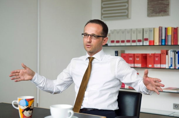 Γερμανός υπουργός εναντίον της Google