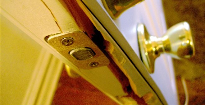 Η 14χρονη που έκλεψε 70.000 ευρώ από το σπίτι της φίλης της