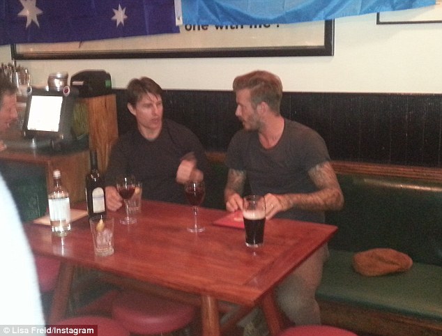 ΦΩΤΟ-Μπέκαμ και Κρουζ τα πίνουν μαζί στο Λονδίνο