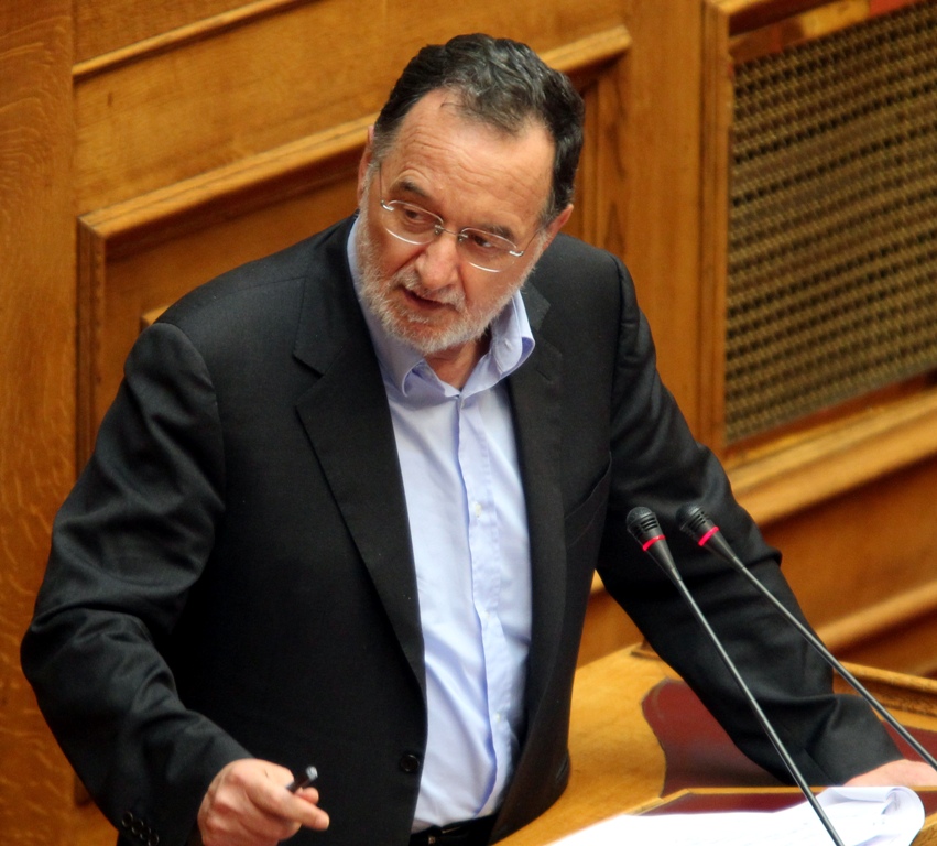 Λαφαζάνης: Το κλείσιμο της Βουλής κρύβει σκοπιμότητα