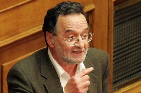 Αντίδραση Λαφαζάνη για τα θερινά τμήματα της Βουλής