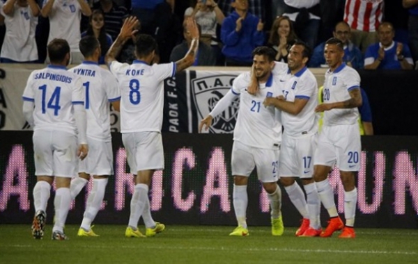 ΦΩΤΟ-“Μάνα στείλε ντολμαδάκια…”