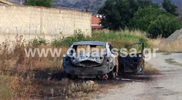 ΦΩΤΟ-Το αυτοκίνητο που χρησιμοποίησαν για τη ληστεία στο Συκούριο