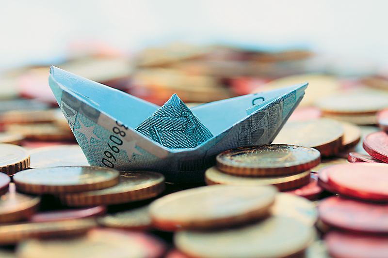 La Repubblica:”Η Ελλάδα ξαναβλέπει το φως”