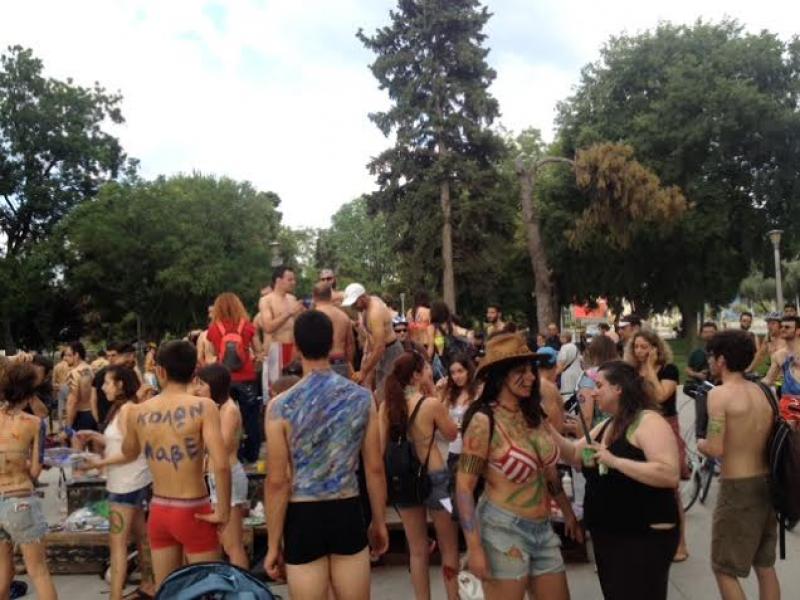 Ξεκινά η γυμνή ποδηλατοδρομία στη Θεσσαλονίκη