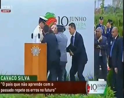 ΒΙΝΤΕΟ-Η λιποθυμία του Προέδρου της Πορτογαλίας