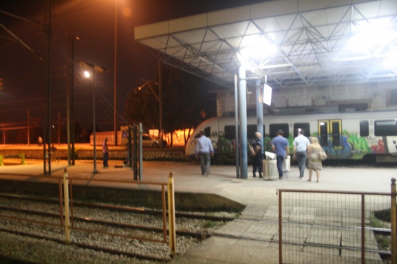 Αποκεφαλισμένο πτώμα σε σταθμό τρένου