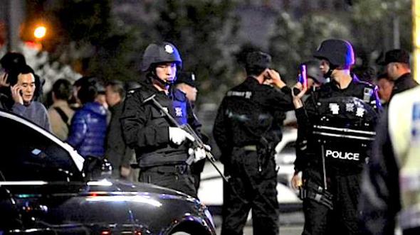 Κίνα-13 νεκροί σε μάχες αστυνομικών με τρομοκράτες