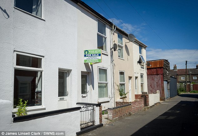 Second: Ms Vanda's first move in 2001 was to this home, also in Great Yarmouth, but she had to switch again after a sale fell through