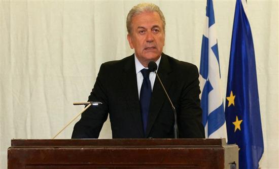 Αβραμόπουλος: Η βουλή πρέπει και μπορεί να εκλέξει πρόεδρο της Δημοκρατίας