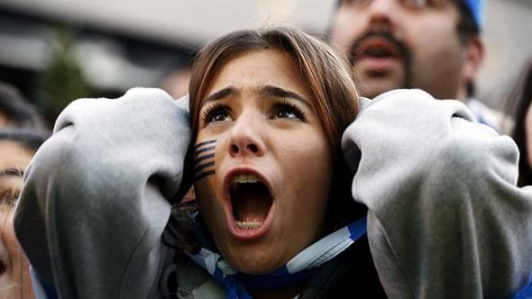 ΦΩΤΟ-Έτσι έζησαν τον αγώνα οι Έλληνες της Αυστραλίας