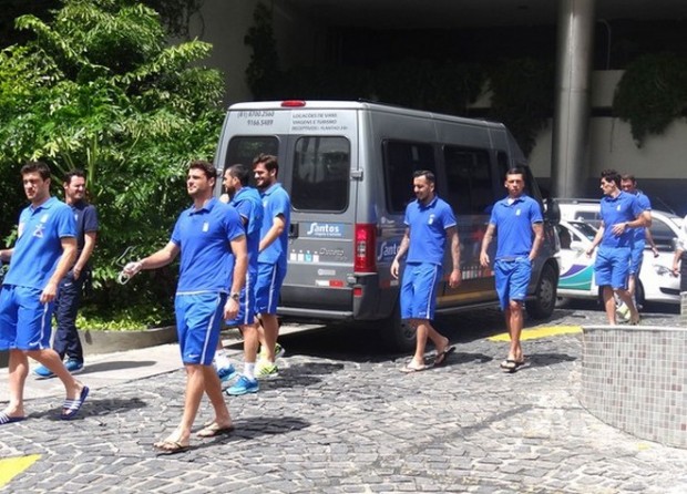 ΦΩΤΟ-Η βόλτα των διεθνών πριν τη “μάχη”