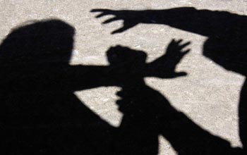 Ινδία-Βίασαν ομαδικά δύο έφηβες αδελφές