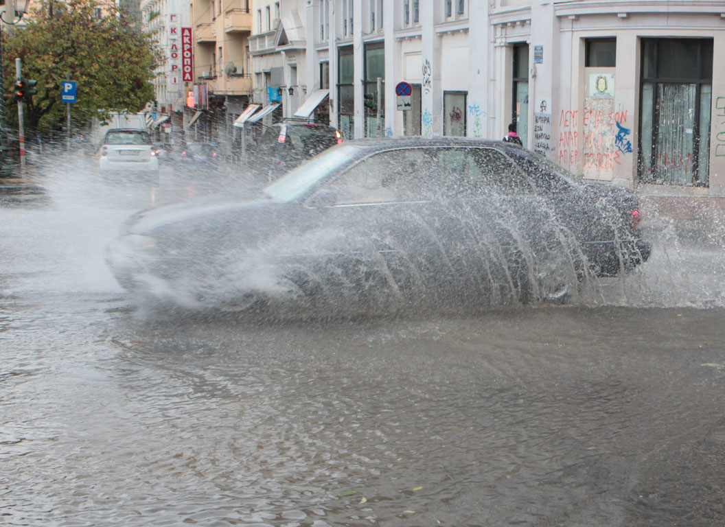 Προβλήματα από τις βροχοπτώσεις στην Αττική