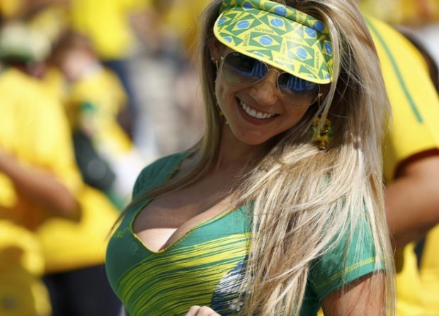 “Κόβονται” τα… γυμνά στο Ιράν