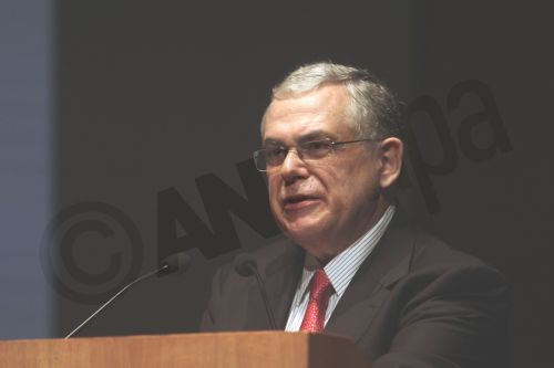 ΦΩΤΟ-Ο Αλογοσκούφης στον Παπαδήμο