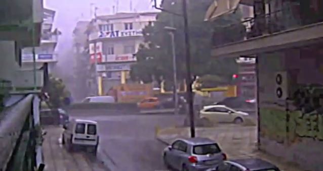 ΒΙΝΤΕΟ-Χαλάζι στη Θεσσαλονίκη