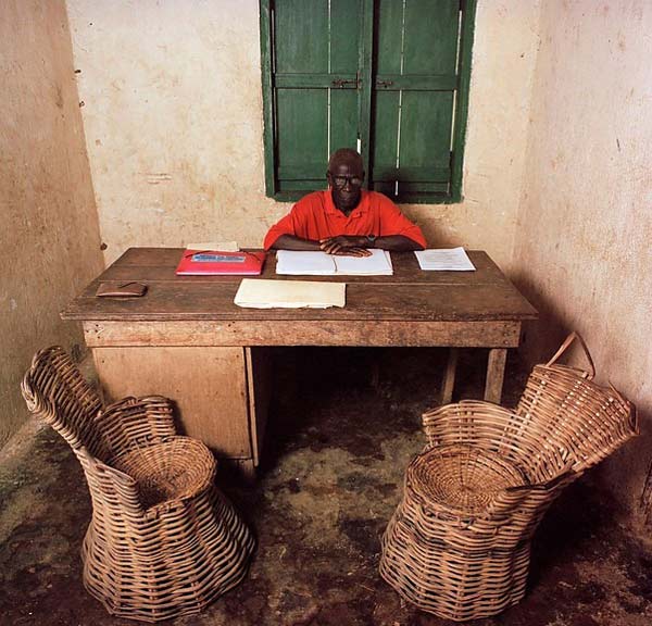 perierga.gr - Οι μισθοί των δημοσίων υπαλλήλων στον κόσμο!