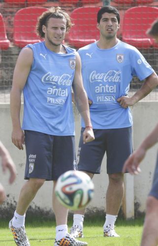 ΦΩΤΟ-Η προπόνηση του Σουάρες και του Φορλάν