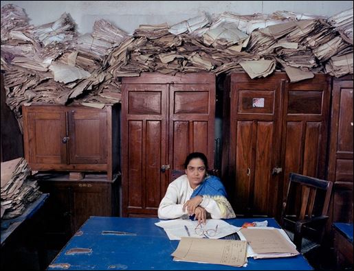 ΦΩΤΟ-Δημόσιοι υπάλληλοι σε διάφορα μέρη του κόσμου