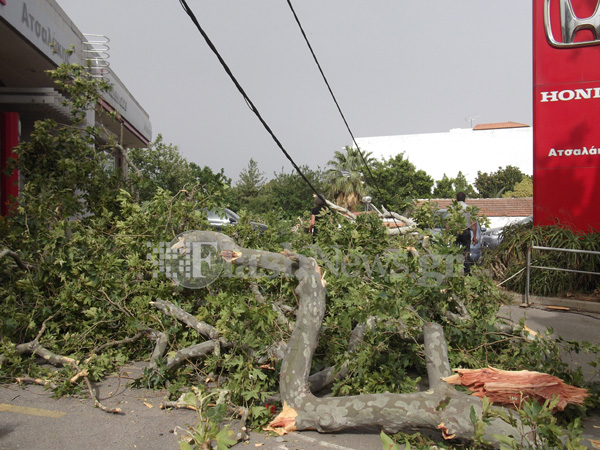 ΦΩΤΟ-Απίστευτη θεομηνία στα Χανιά