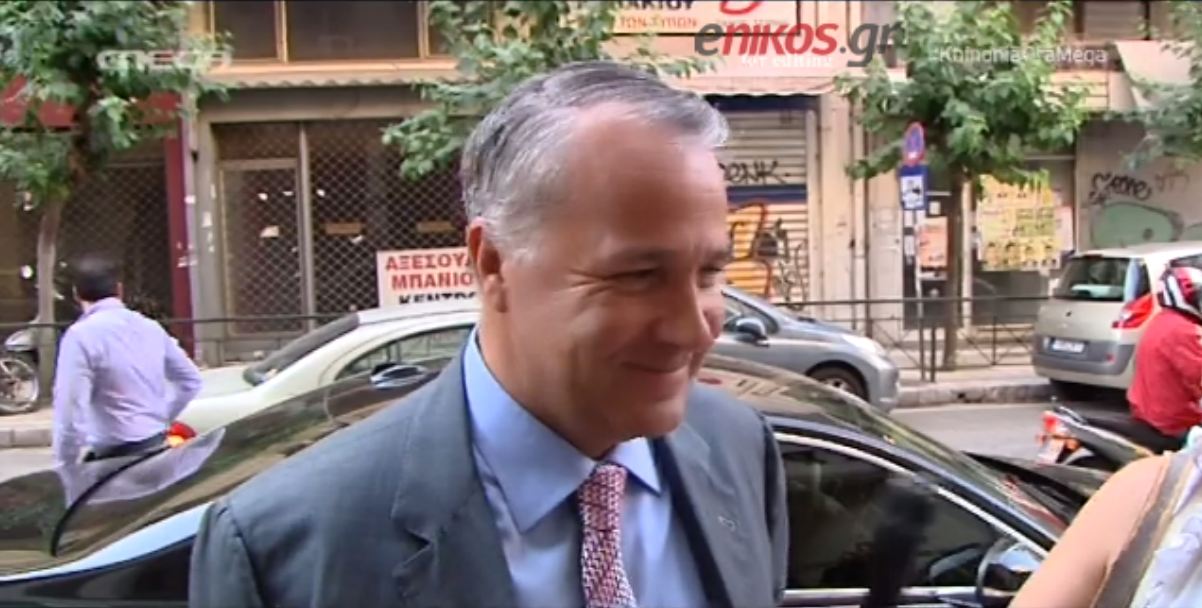 ΒΙΝΤΕΟ-Η πρώτη μέρα στο υπουργείο