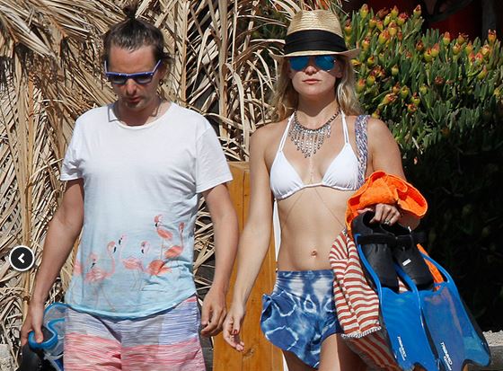 Στην Ίμπιζα η Κέιτ Χάντσον