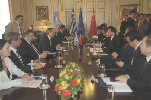 ΦΩΤΟ-Στο Μέγαρο Μαξίμου ο Σαμαράς και ο Κινέζος Πρωθυπουργός