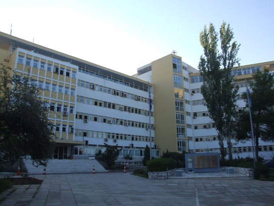 Σκύλος δάγκωσε 3 αστυνομικούς