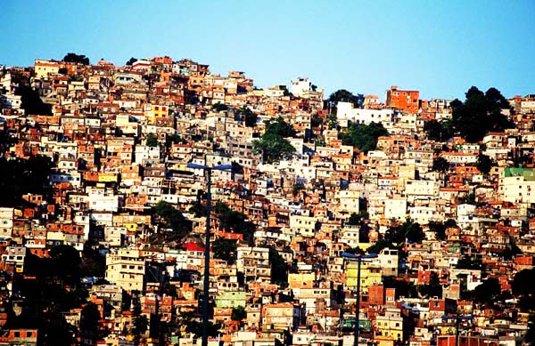 perierga.gr - Rochnha: Η πολυφωτογραφημένη φαβέλα της Βραζιλίας!