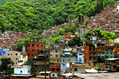 perierga.gr - Rochnha: Η πολυφωτογραφημένη φαβέλα της Βραζιλίας!