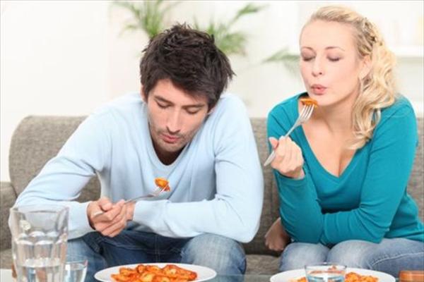 6 λόγοι που τρώμε παραπάνω από όσο πρέπει