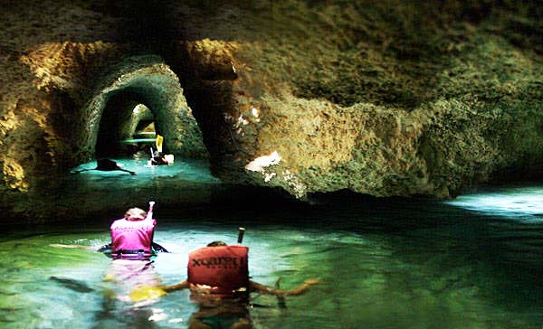 perierga.gr - Η μαγεία ενός "υπόγειου" ποταμού! perierga.gr - Η μαγεία ενός "υπόγειου" ποταμού!