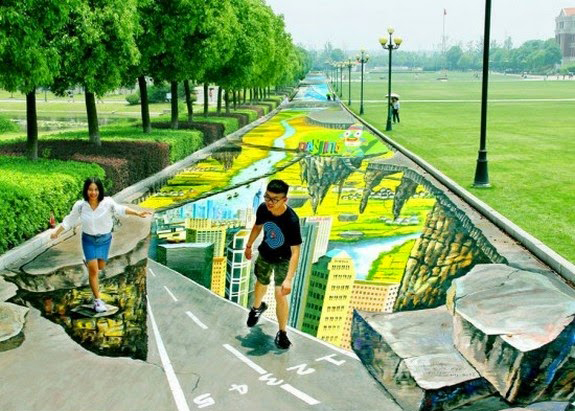 perierga.gr - Το μεγαλύτερο 3D ζωγραφικό έργο στο δρόμο!